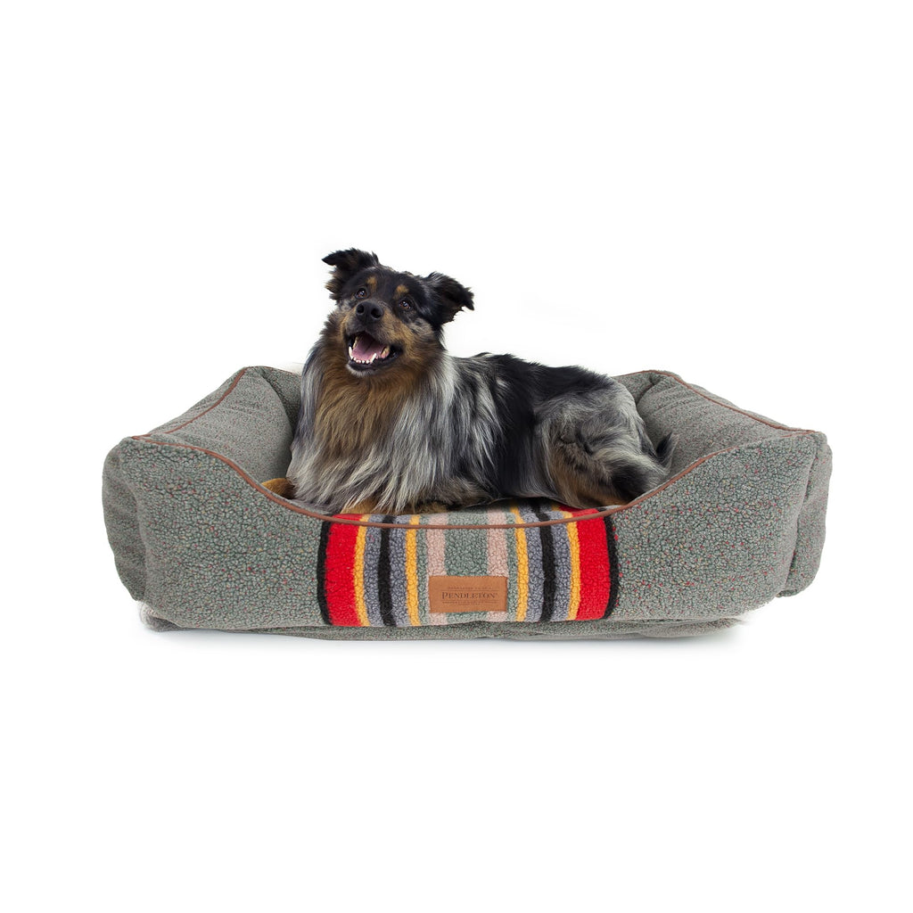 Pendleton Vintage Camp Berber Kuddler Dog Bed - Umber, X-Large (42" w x 30" d x 10½"h)