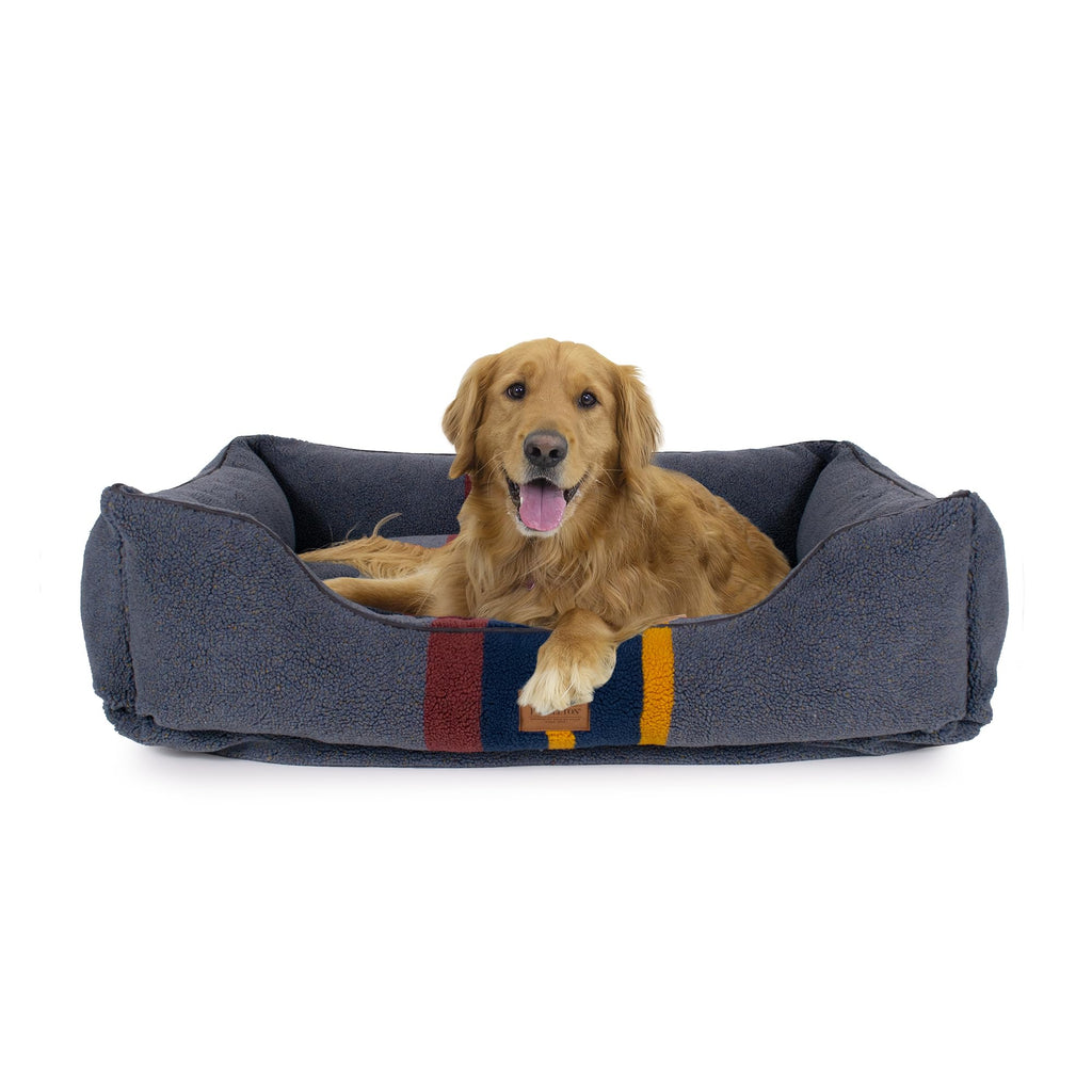 Pendleton Vintage Camp Berber Kuddler Dog Bed - Umber, X-Large (42" w x 30" d x 10½"h)